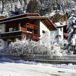 Scheiber Apartment